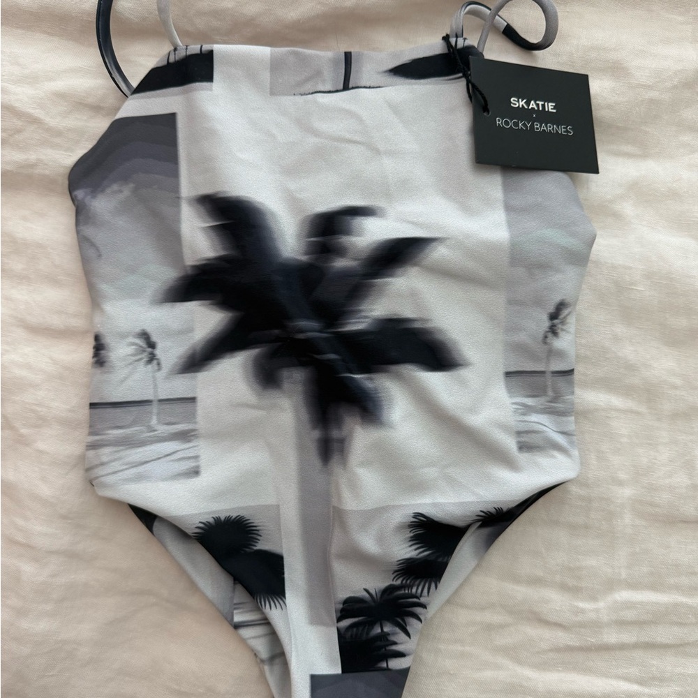 Skatie Kids One Piece - Black and Gray Palm Design